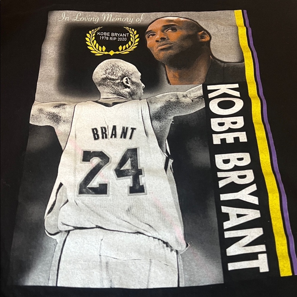 Kobe Bryant Memorial Graphic TShirt Black Size Large